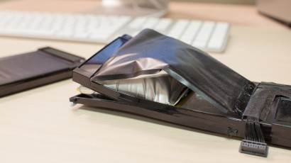 How to Handle a Swollen Battery in Your Laptop or Smartphone