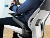 Steelcase’s Gesture Chair Promises to Save Mobile Users’ Backs