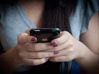 Clipboard Manager Clipr Can Paste Text to Your Phone via SMS