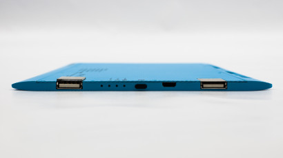 The EMIE Power Blade Portable USB Charger – Thinness at a Cost