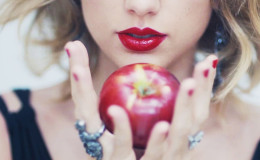 taylor swift apple