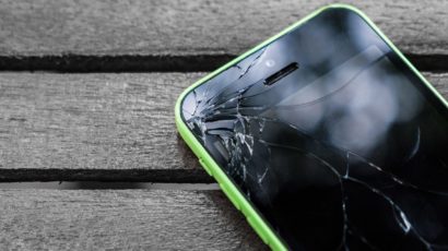 broken screen iphone
